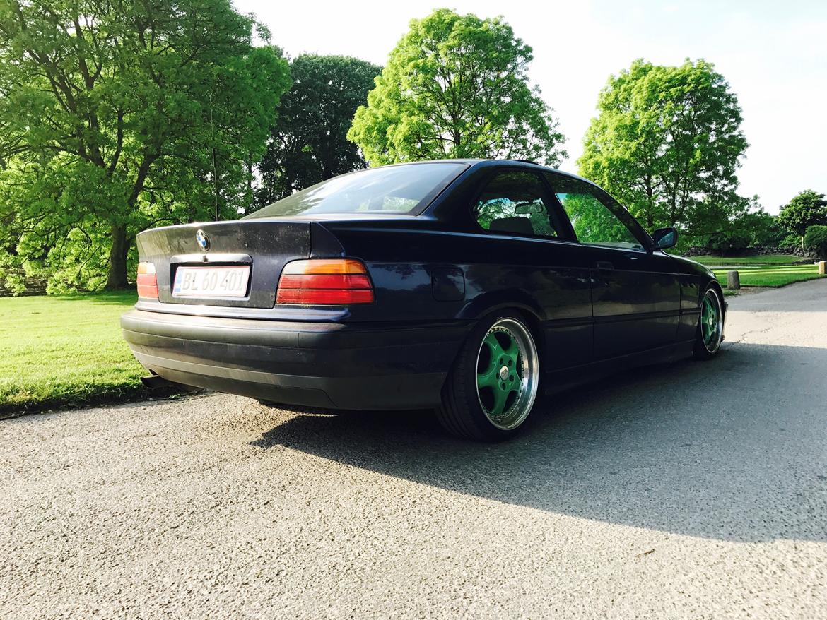 BMW BMW E36 320i Coupé (M-TECH) billede 2