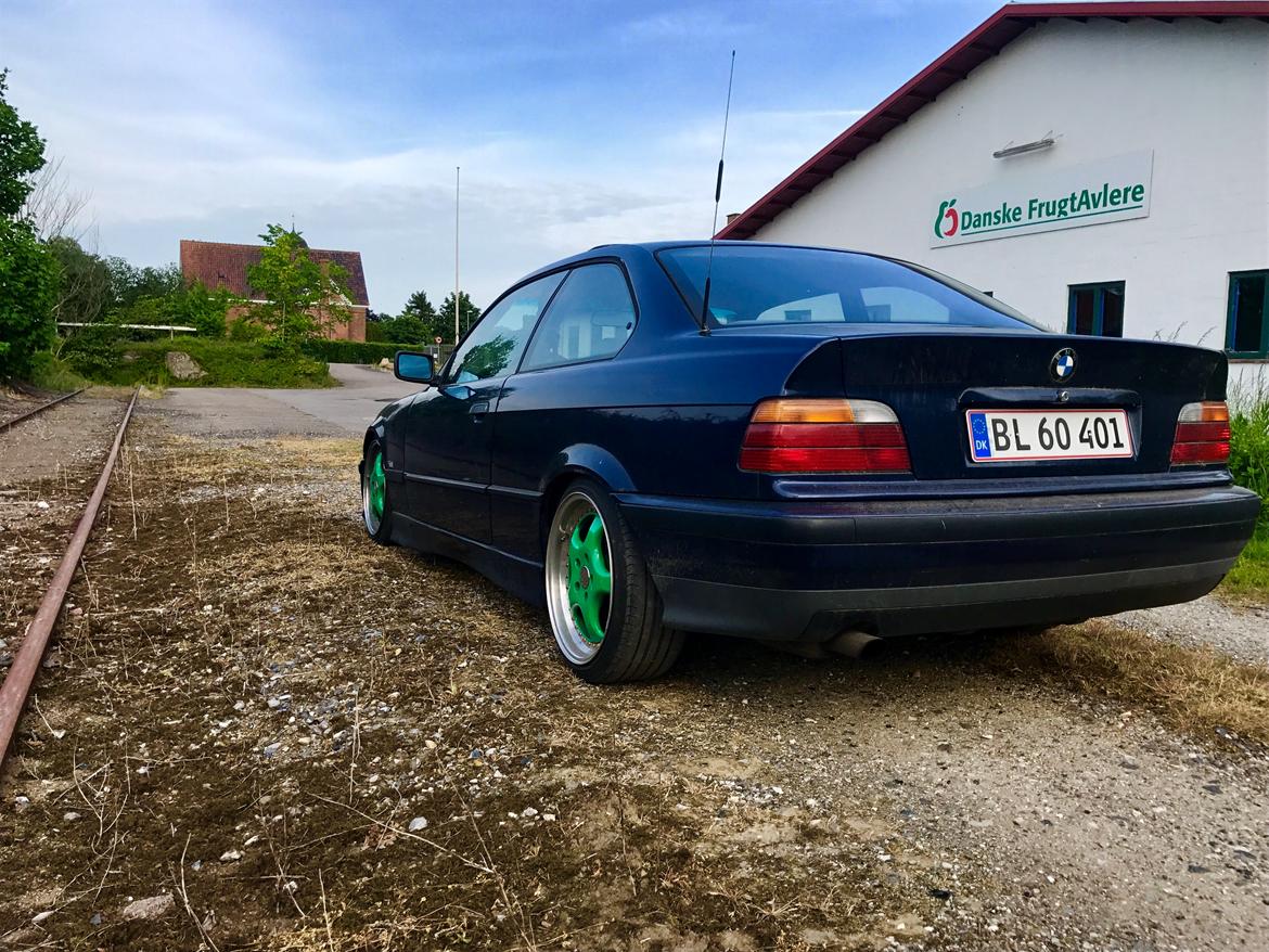 BMW BMW E36 320i Coupé (M-TECH) billede 11