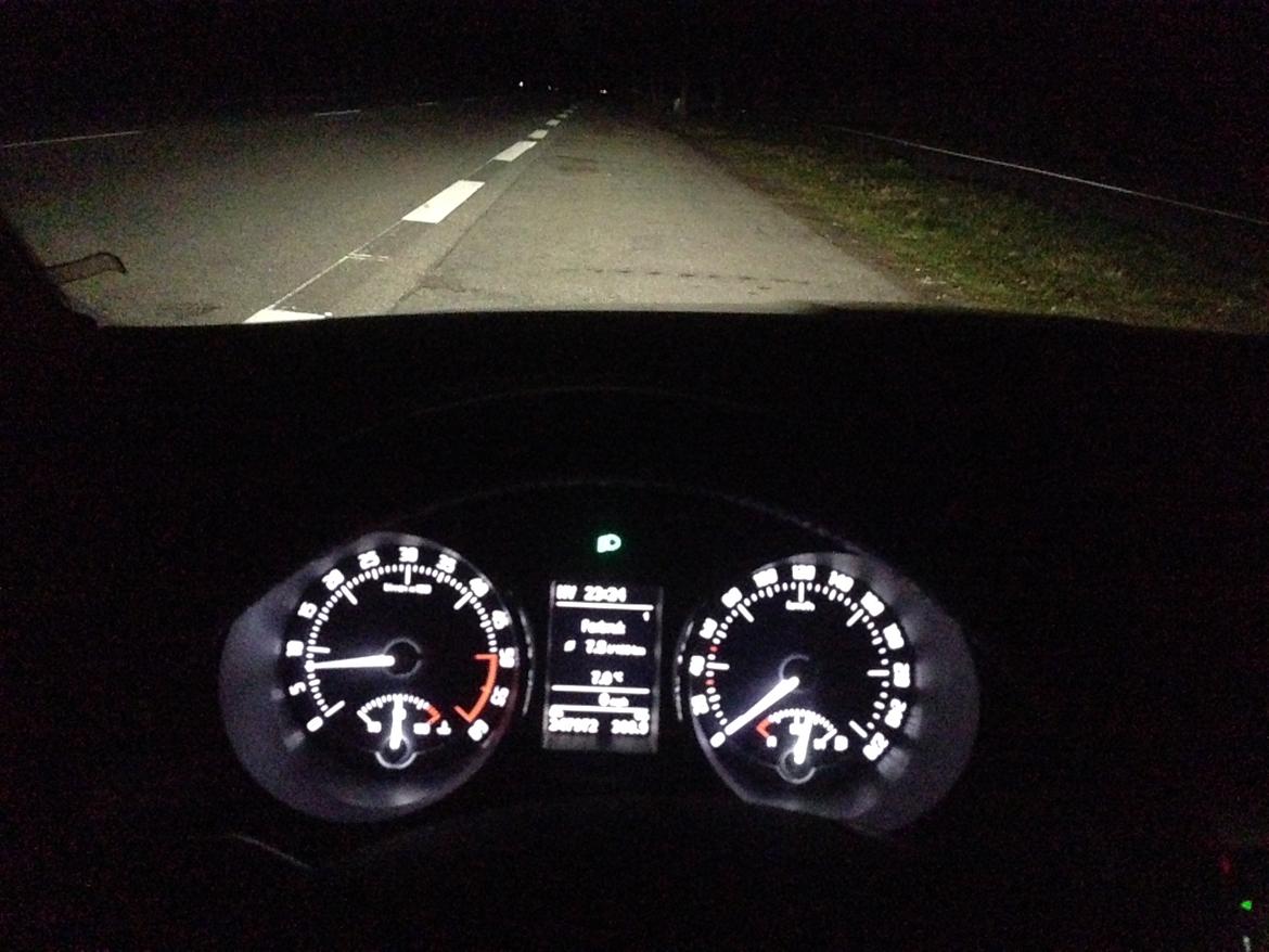 Skoda superb combi elegance billede 4