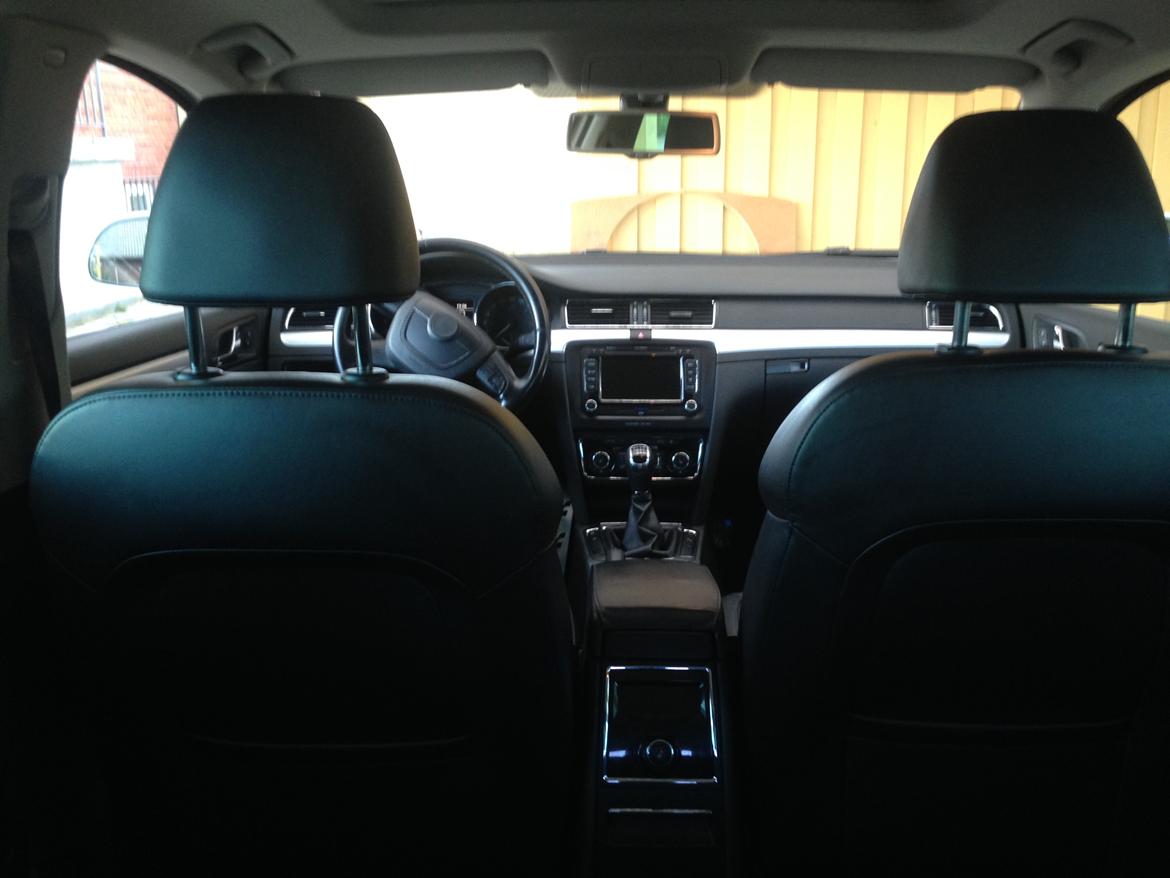 Skoda superb combi elegance billede 12