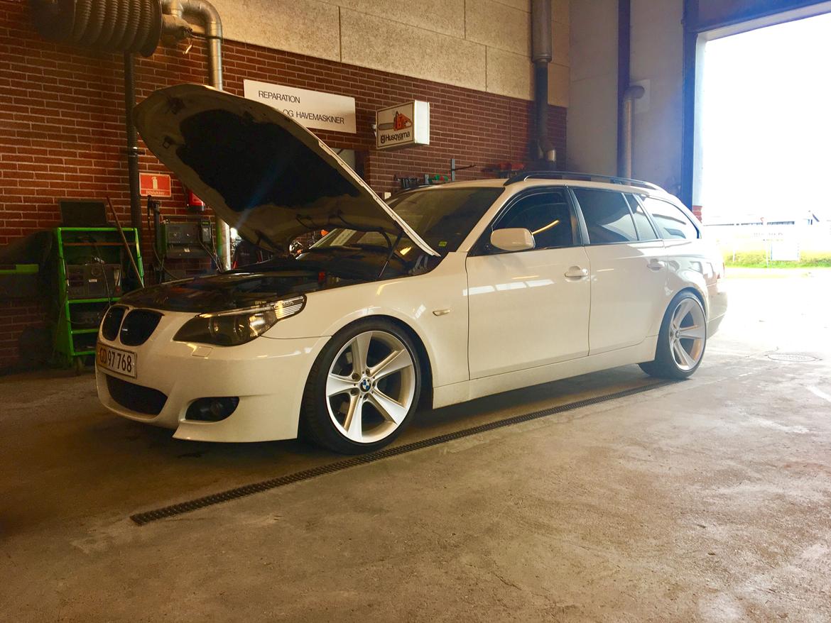 BMW E61 530d billede 1