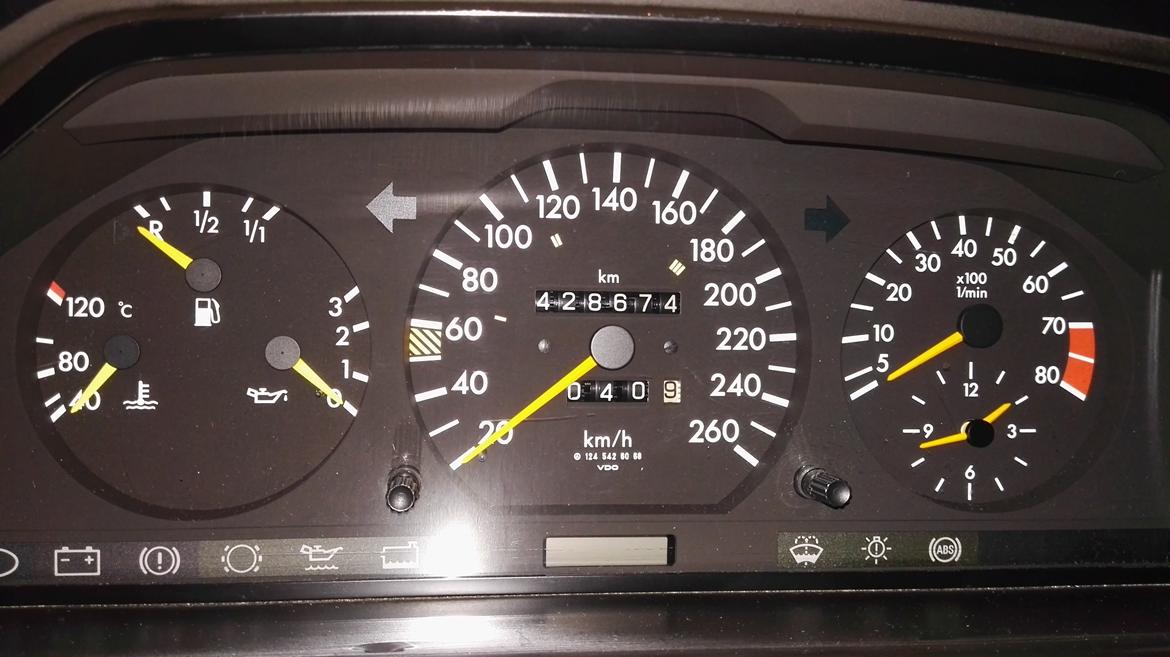 Mercedes Benz 300E solgt billede 10