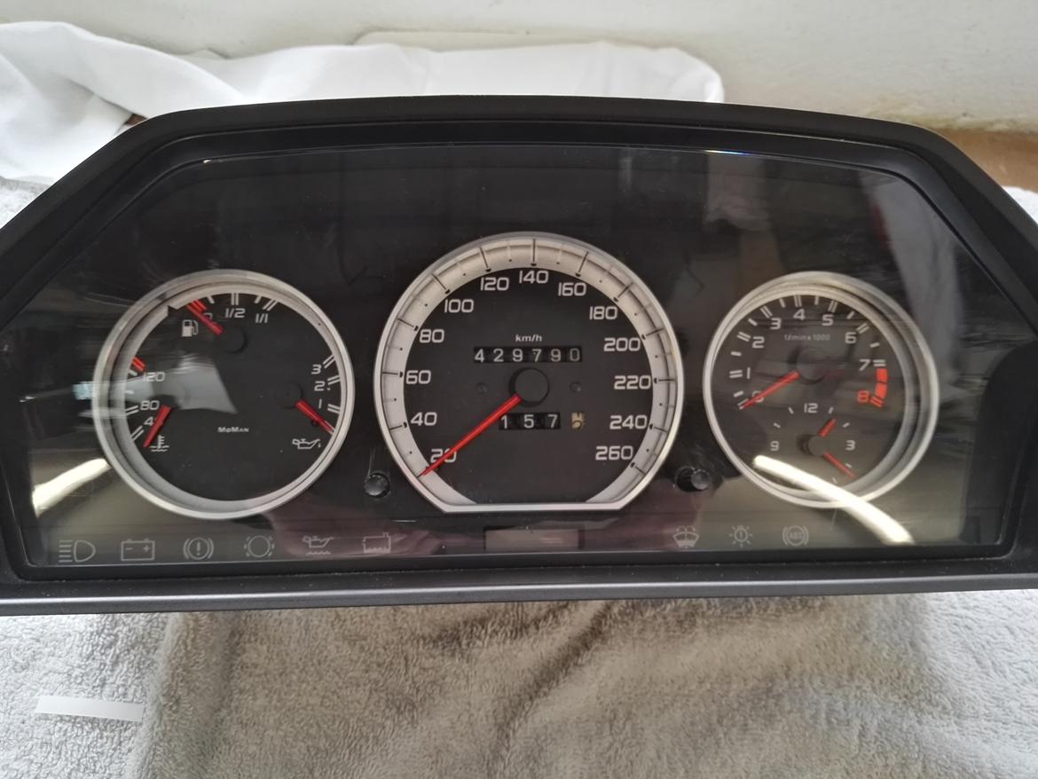 Mercedes Benz 300E solgt billede 12