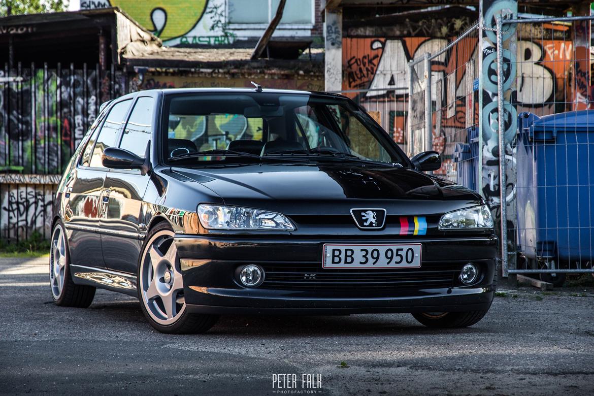 Peugeot 306 2.0 HDI  - Hvorfor har du BMW striber på en GØJ? Dog ikke, det er altså Peugeot Talbot Motorsport striber.. billede 1