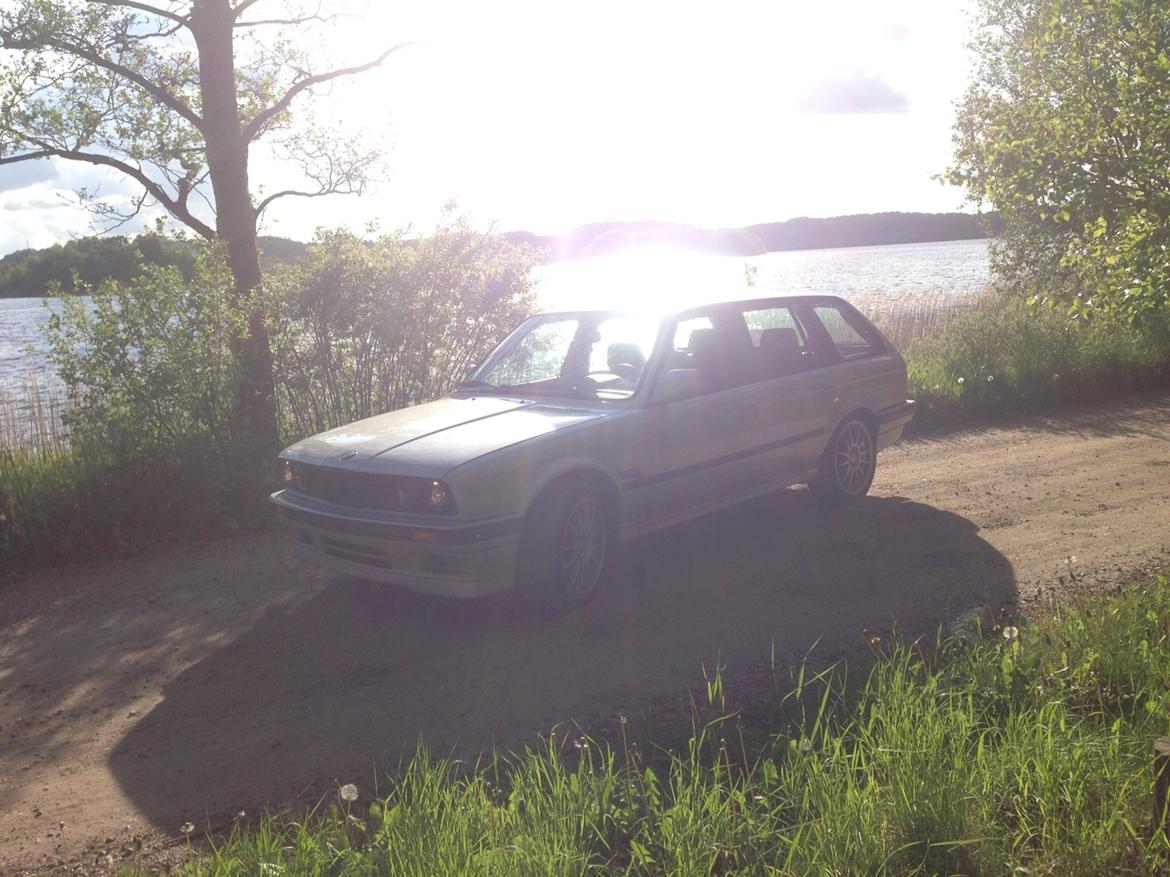 BMW E30 324td billede 8