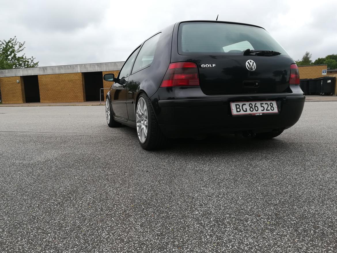 VW Golf 4 billede 2