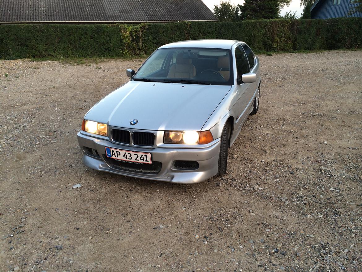 BMW 316i Compact E36 billede 2