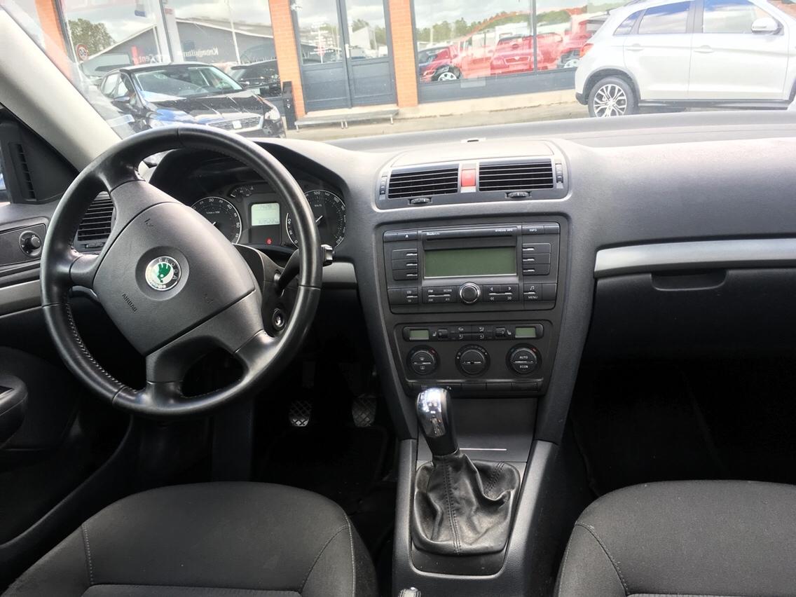 Skoda Octavia 2.0 TDI elegance 223hk billede 3