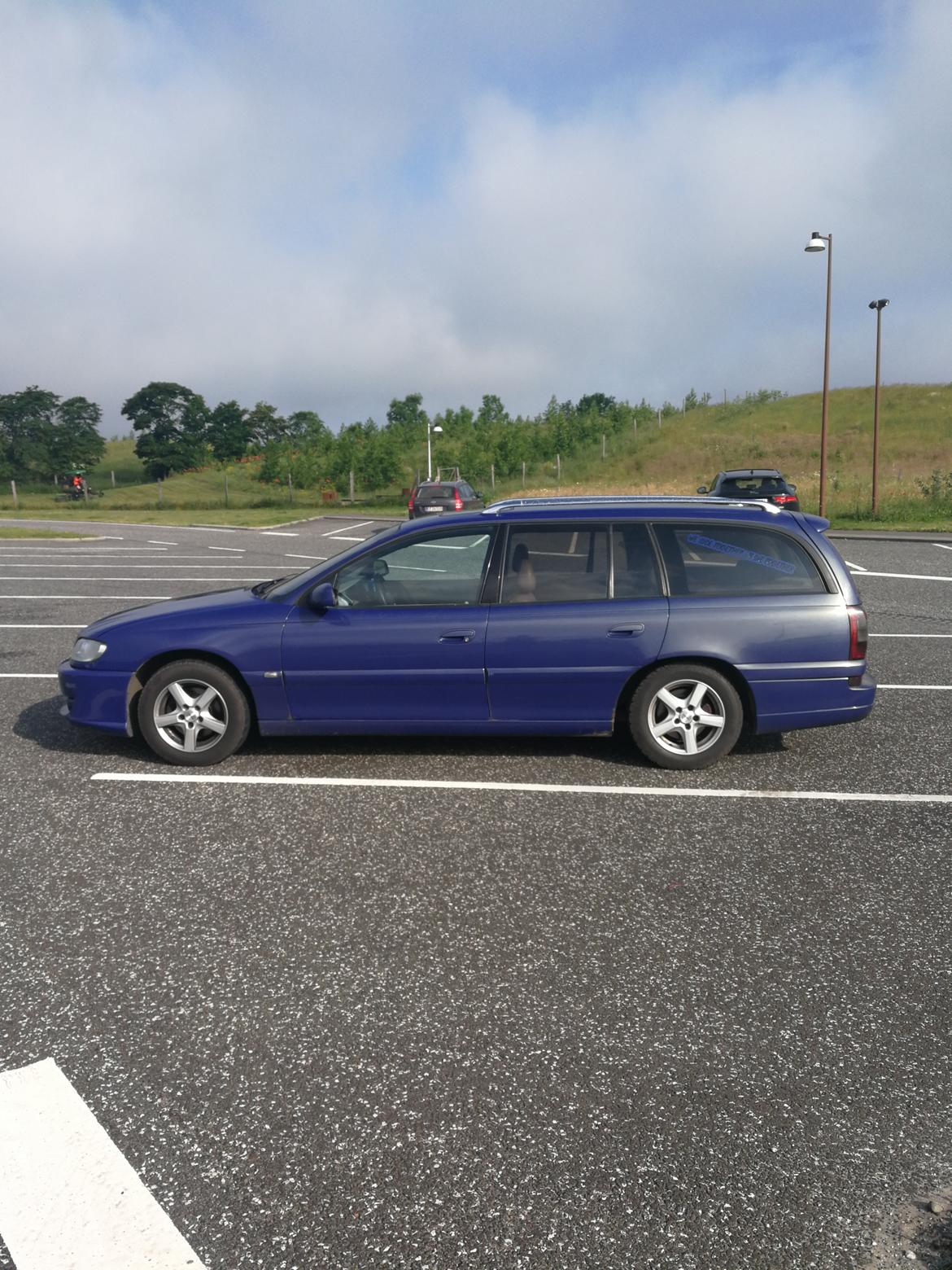 Opel Omega b billede 1