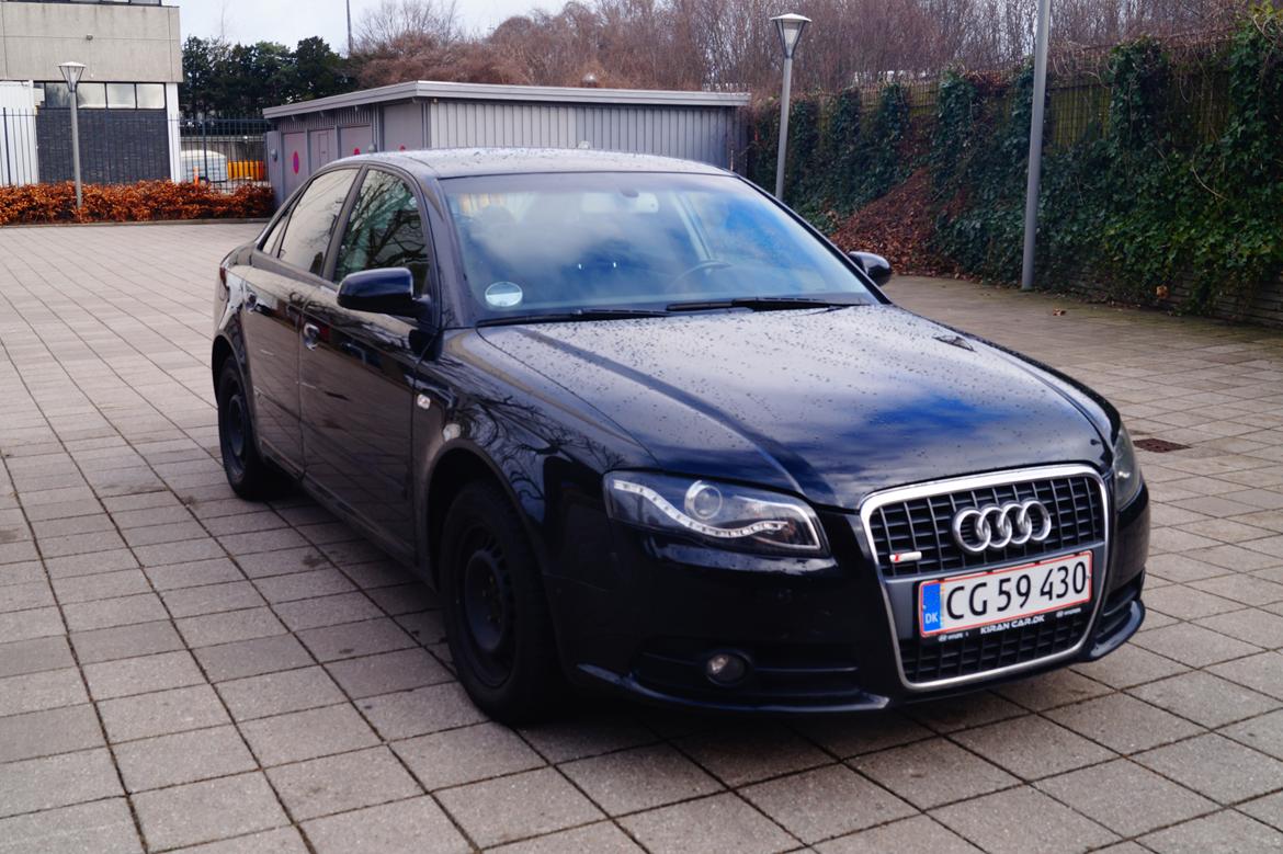 Audi A4 B7 S-Line billede 1