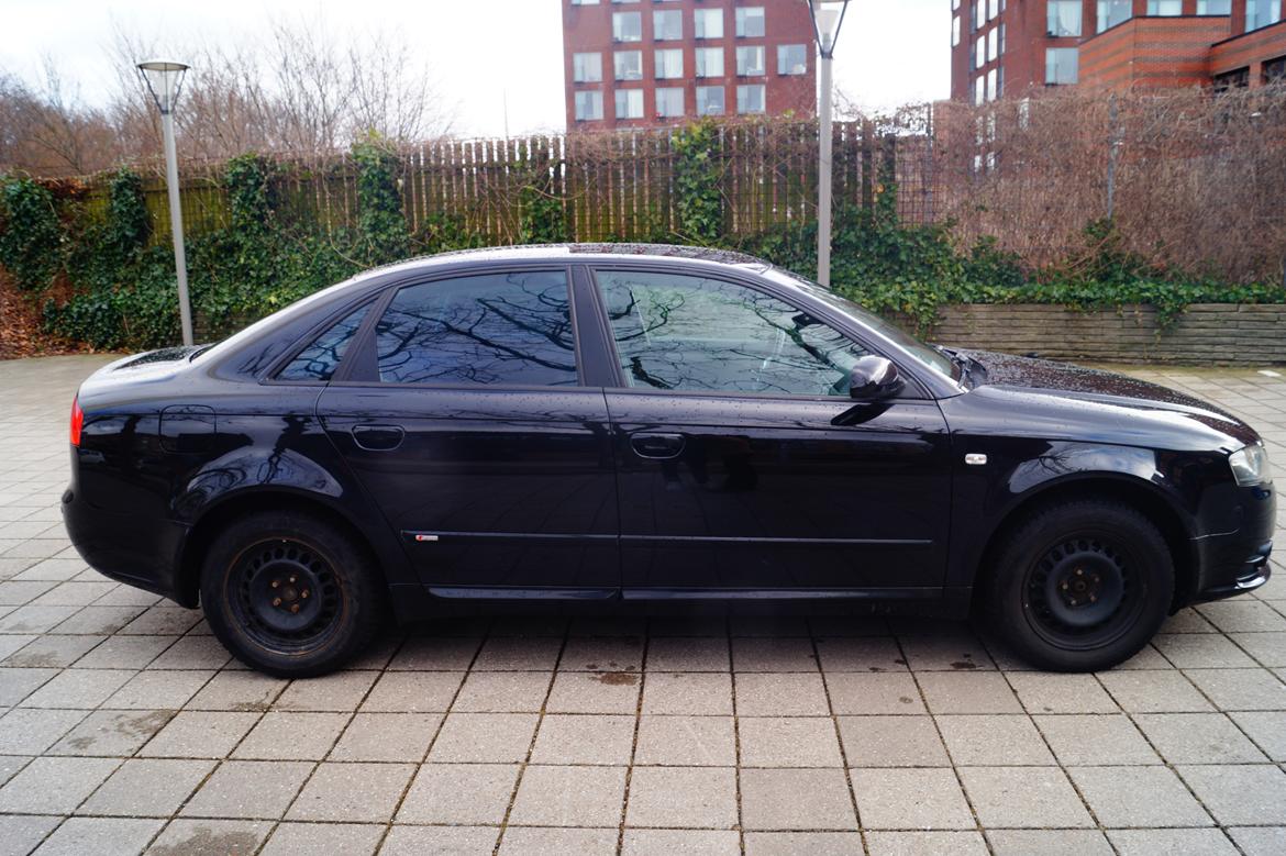 Audi A4 B7 S-Line billede 4