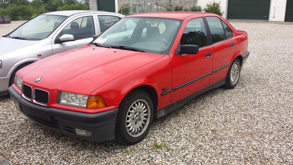 BMW 316i. (Solgt)  billede 2