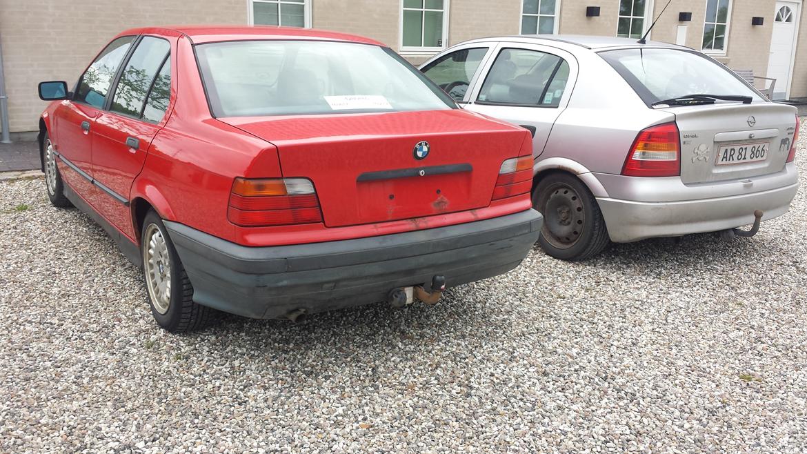 BMW 316i. (Solgt)  billede 5