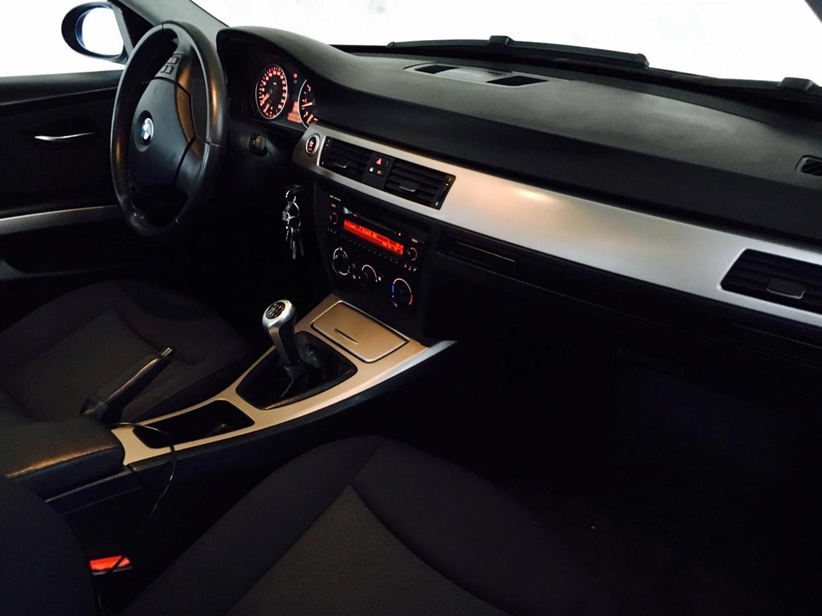 BMW E90 solgt billede 12