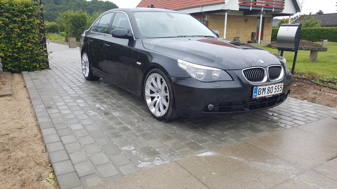 BMW E60 525i billede 1