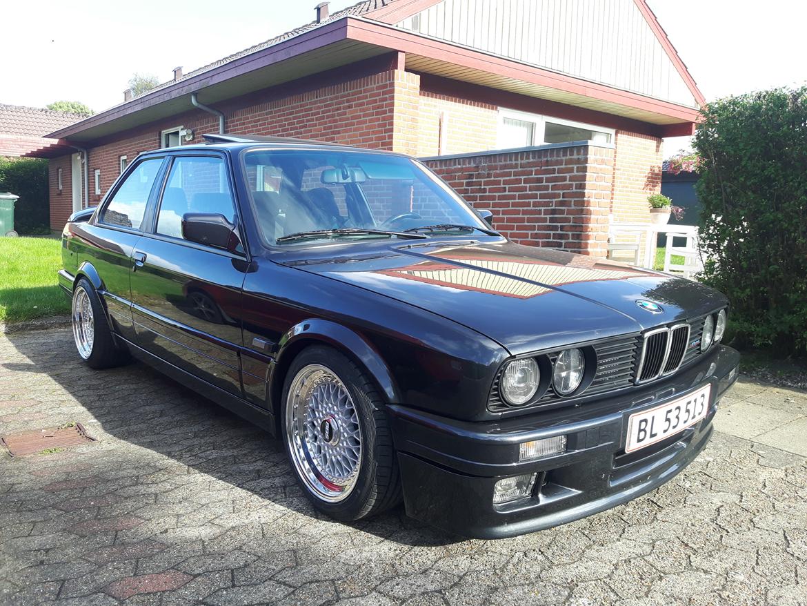 BMW BMW E30 320i Spjældhuse ///M-Tech 2 billede 9