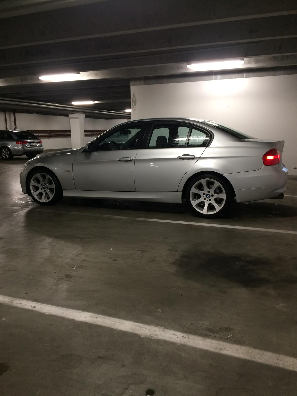 BMW E90 billede 3
