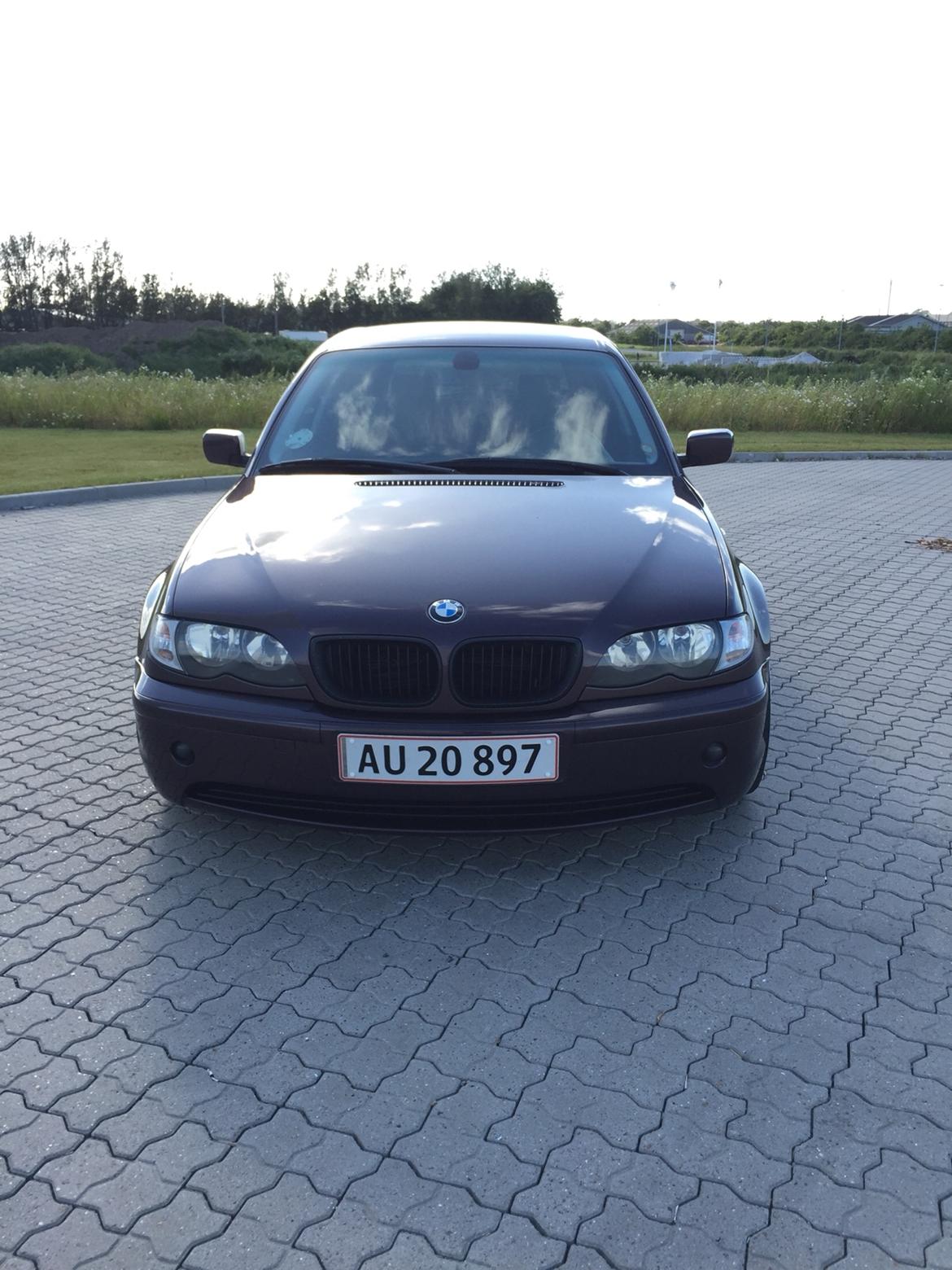 BMW 320i 2.2 (solgt) billede 2