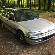 Honda Civic 1,6i-4WD