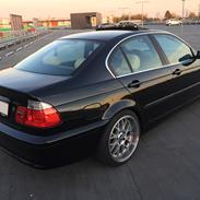 BMW 325i e46