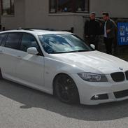 BMW E91 LCI 3.0 Touring M-SPORT EDITION