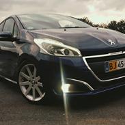 Peugeot 208 Chili+ Sky 1,6 Blue-HDi 100