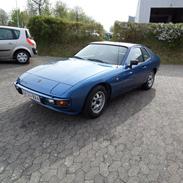 Porsche 924