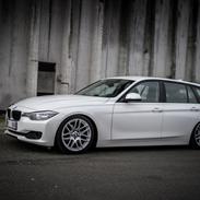 BMW F31 320D 