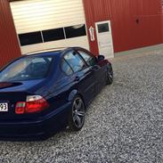 BMW e46 320i