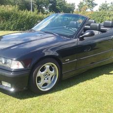 BMW 328i cabriolet 