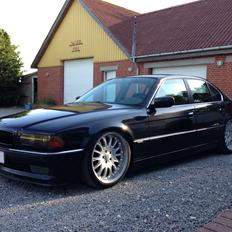 BMW E38 740i 6 gears manual