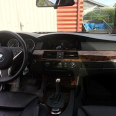 BMW 550i 