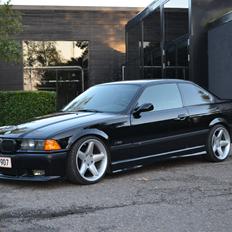 BMW E36 Coupe 325i