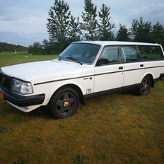 Volvo 245 VAN