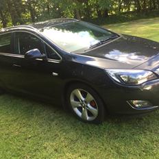 Opel Astra J sports stc
