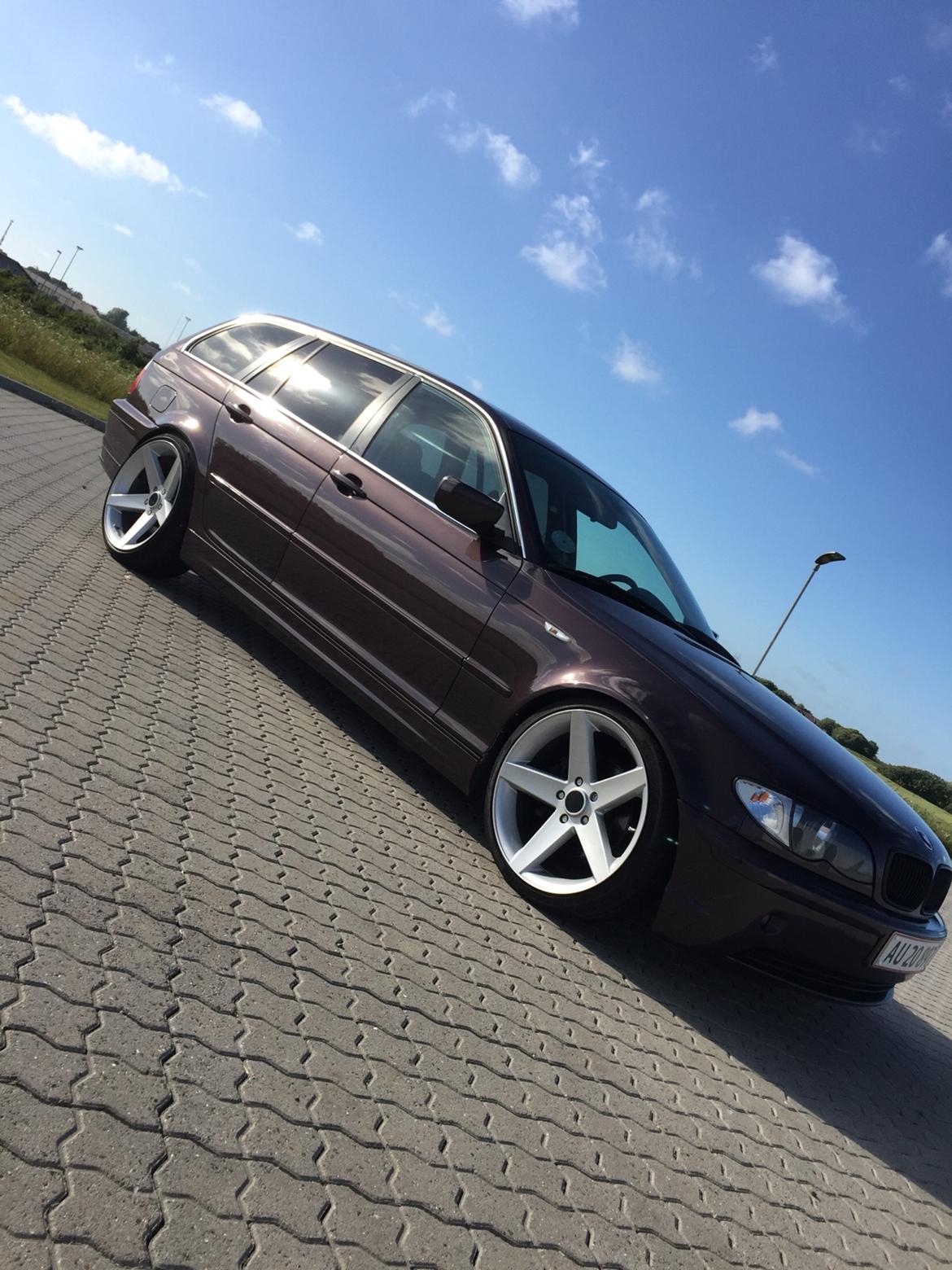 BMW 320i 2.2 (solgt) billede 12