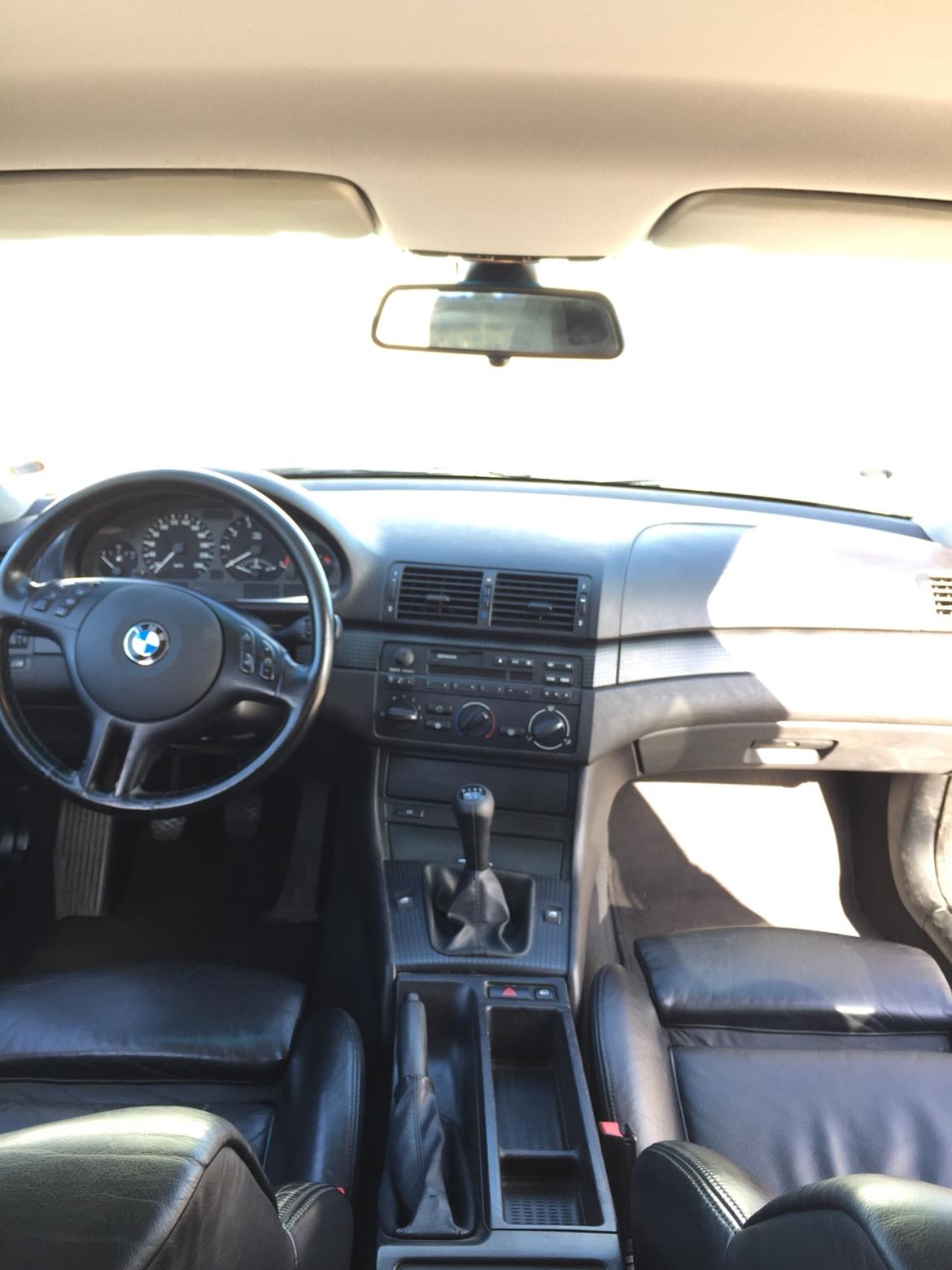 BMW 320i 2.2 (solgt) billede 16