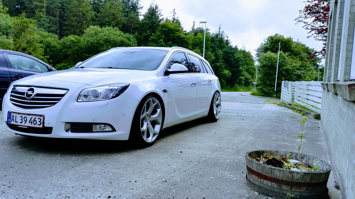 Opel Insignia Sports Tourer 2.0CDTI ecoFLEX Cosmo billede 1