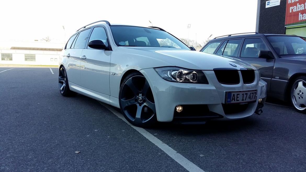 BMW E91 320D 177hk Shadowline M-Tech billede 4