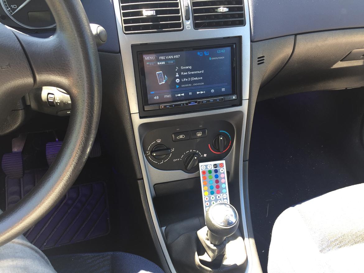 Peugeot 307 1.6 5d  - Kenwood DMX100BT  billede 9