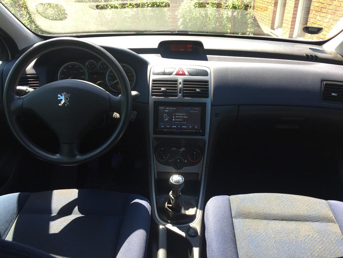 Peugeot 307 1.6 5d  - Interiør billede 12
