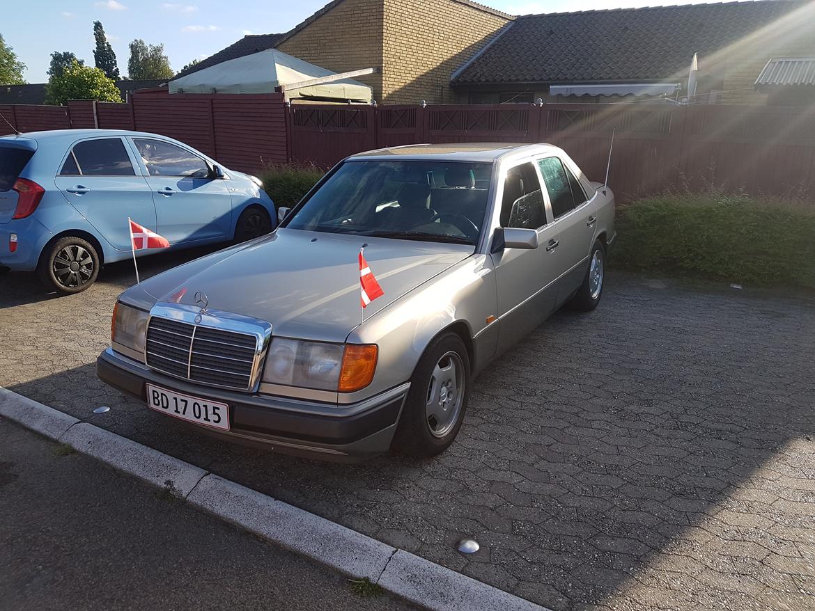 Mercedes Benz w124 420e billede 2