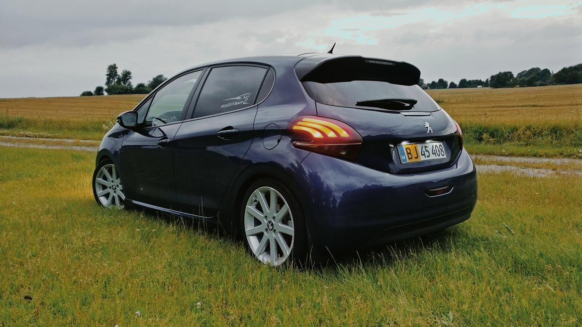 Peugeot 208 Chili+ Sky 1,6 Blue-HDi 100 billede 6