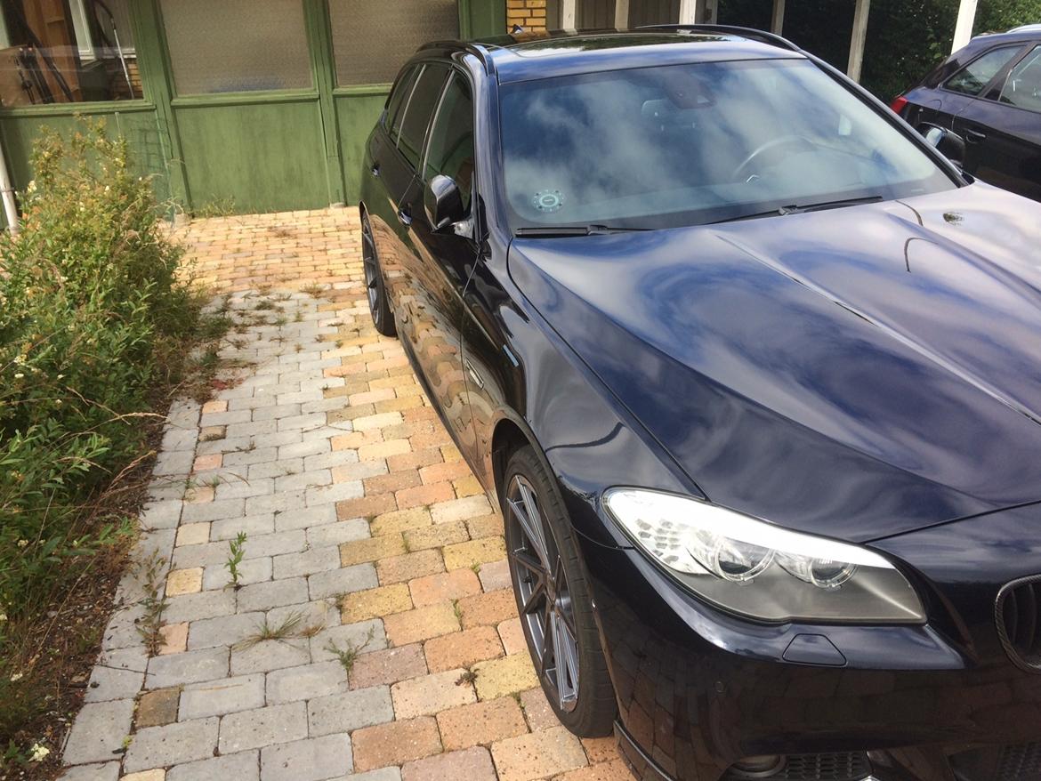 BMW 528iX - F11 billede 8