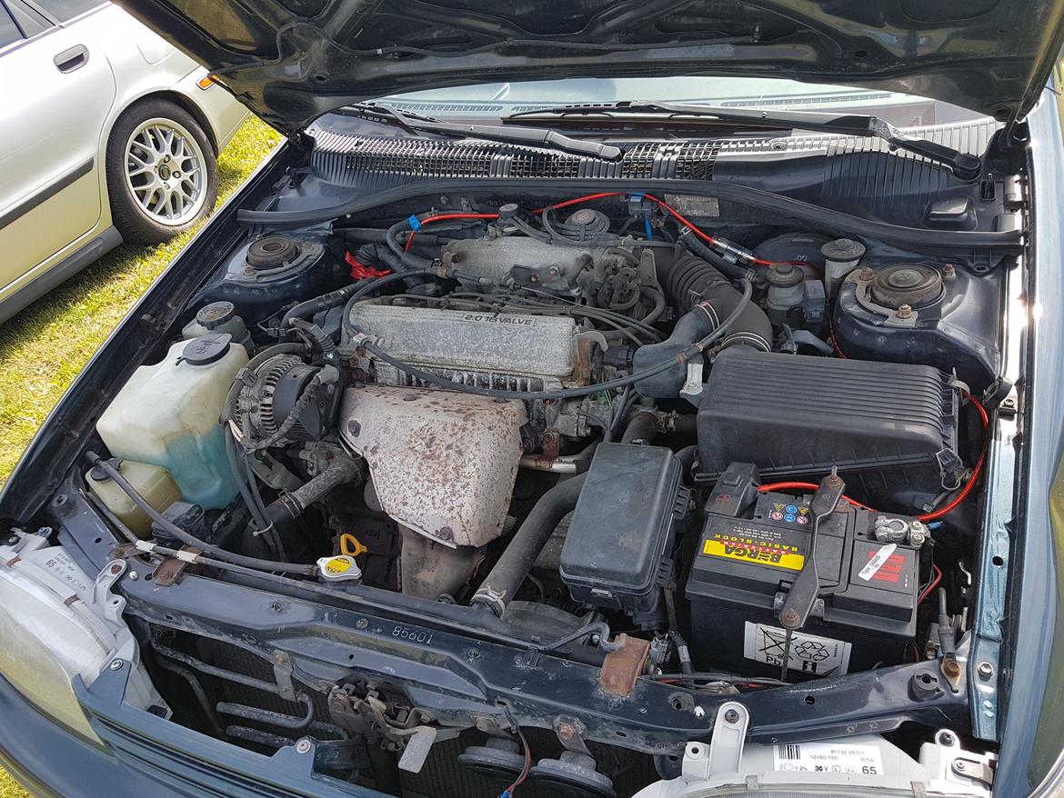 Toyota Carina E SLi billede 5