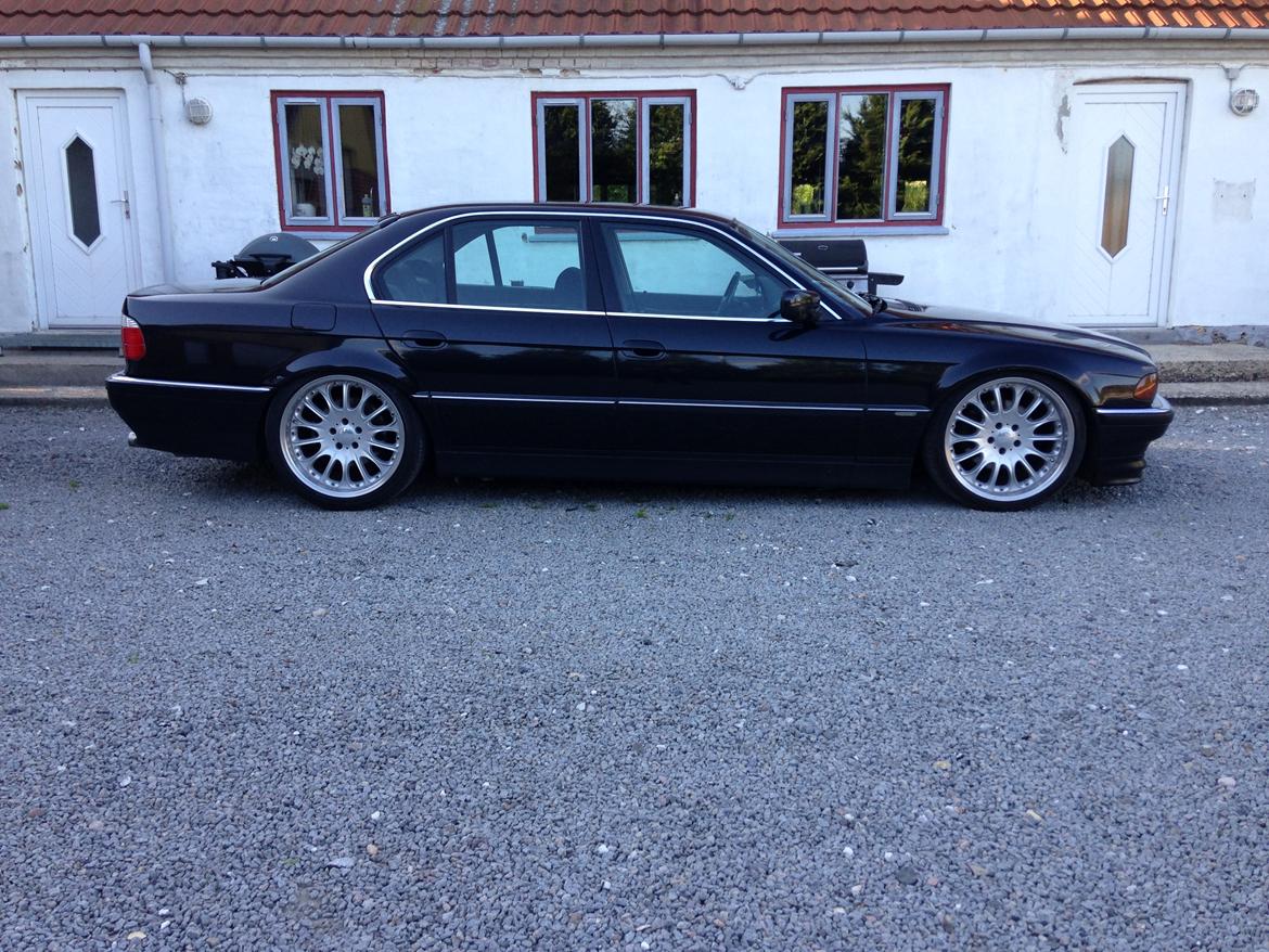 BMW E38 740i 6 gears manual billede 10