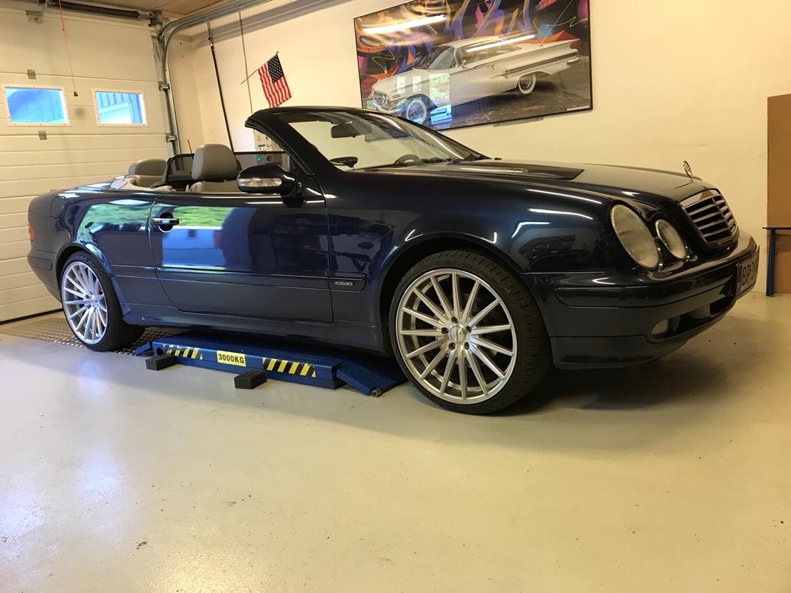 Mercedes Benz CLK 320 Cabriolet (A208) billede 1