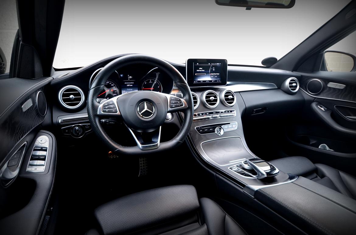 Mercedes Benz C220d AMG billede 17