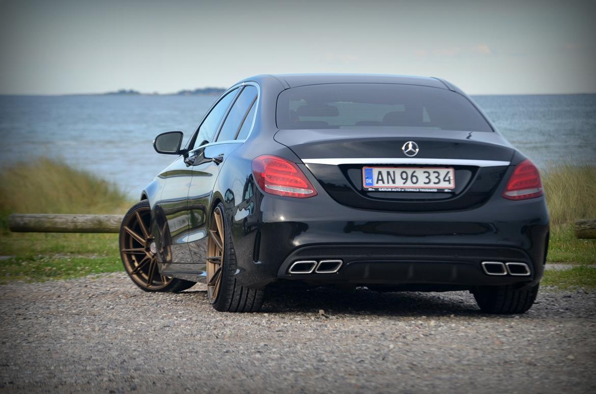 Mercedes Benz C220d AMG billede 2