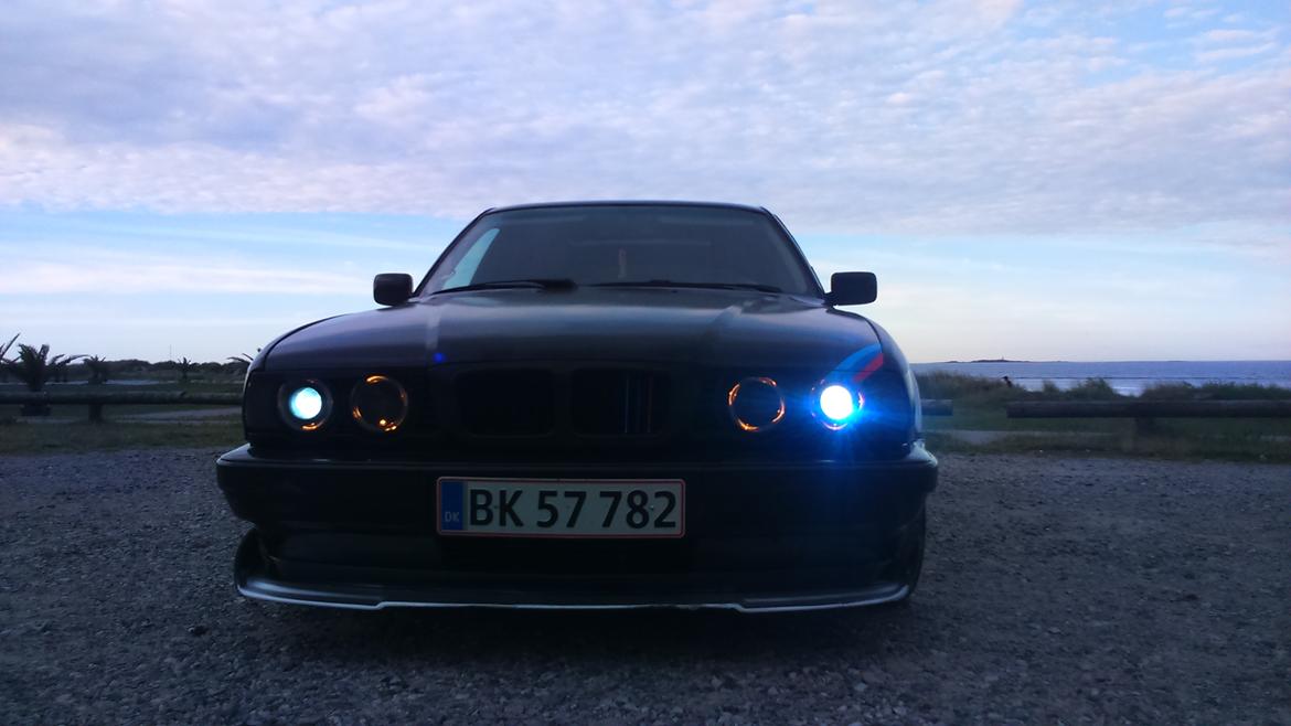 BMW E34 Touring  SOLGT  billede 1